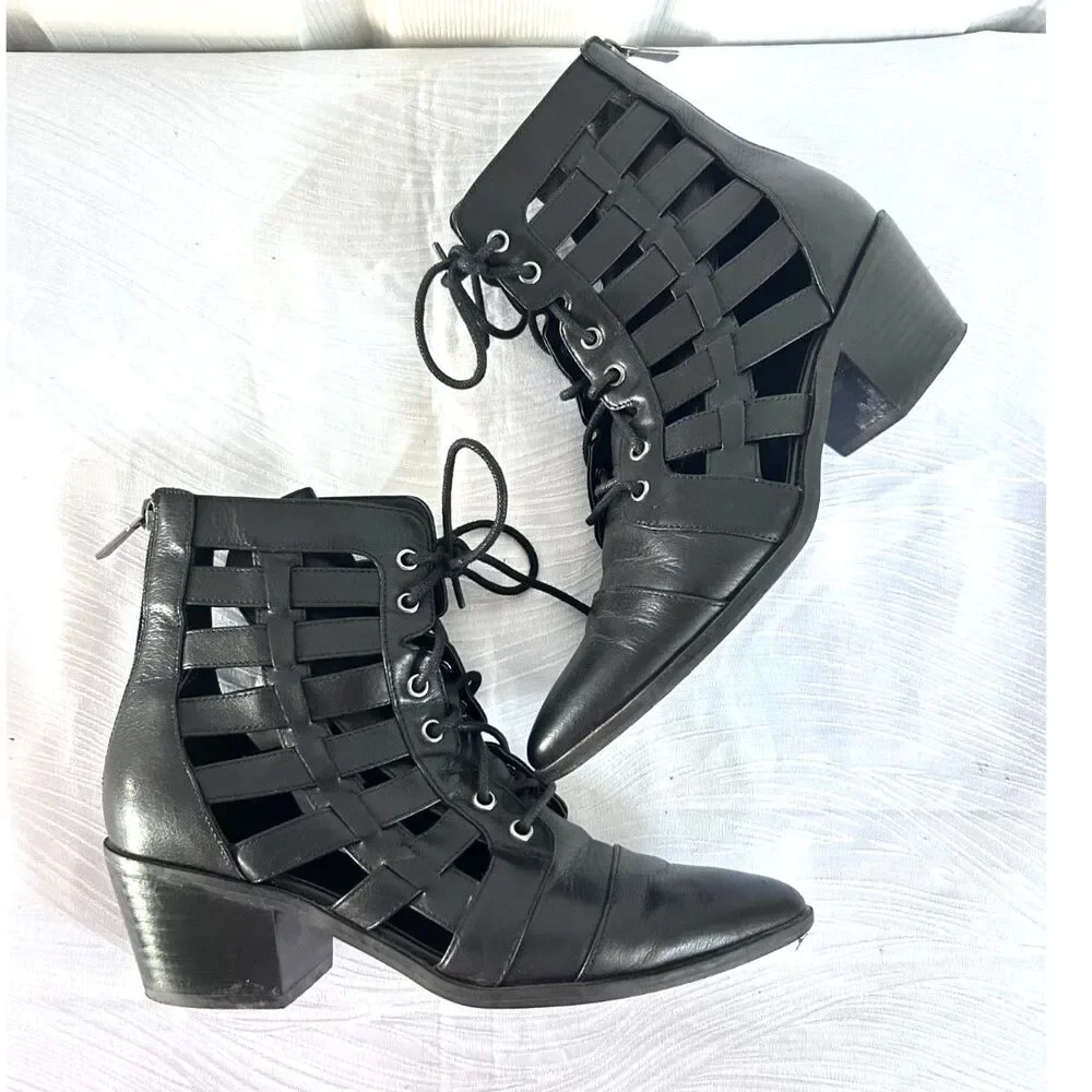TREASURE & BOND Black Leather Woven Cutout Lace-up Ankle Boots - Size 8 - Picture 4 of 8